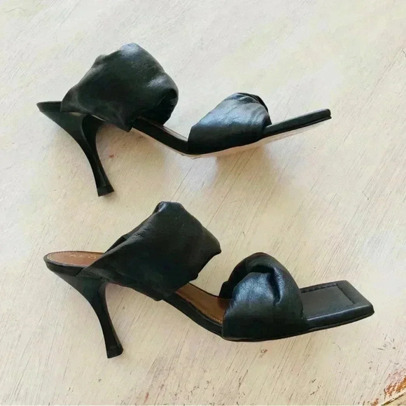 Free People Alohas Twist Strap Mule Sandals Black Size 38 NWOT $190 - Picture 4 of 16